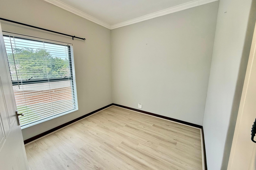 To Let 3 Bedroom Property for Rent in De Wijnlanden Residential Estate Western Cape